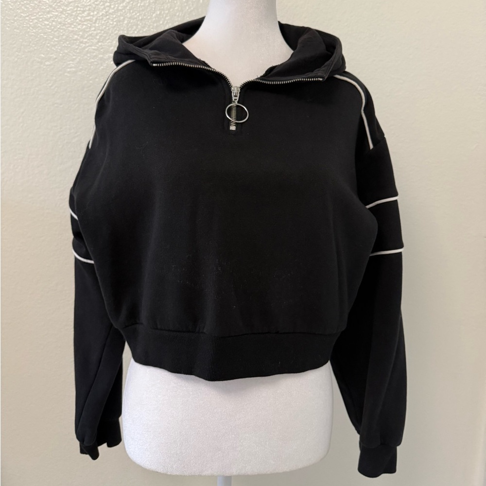 Black Hooded Women's Top